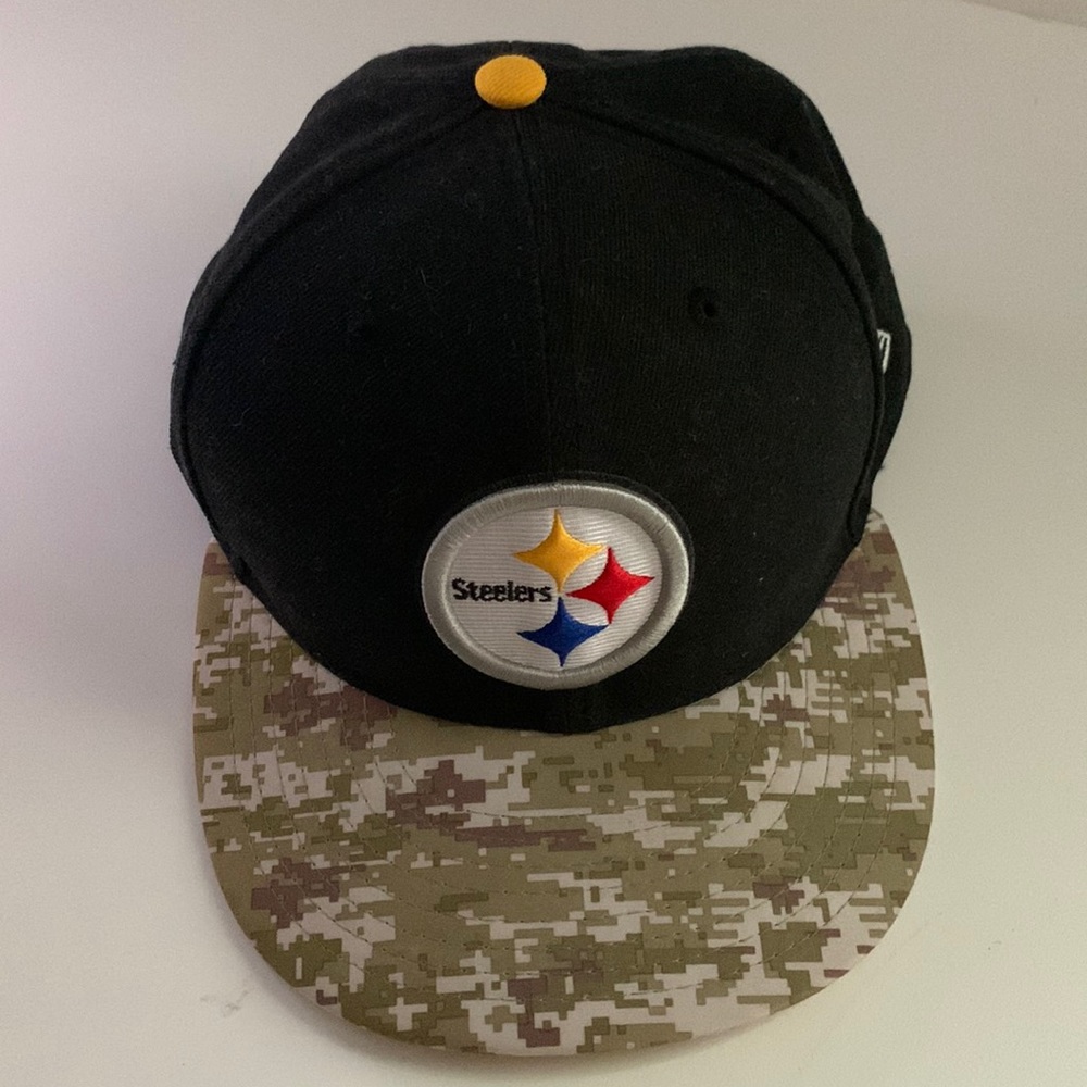 New Era 59FIFTY NFL Pittsburgh Steelers Salute To Service Fitted Hat